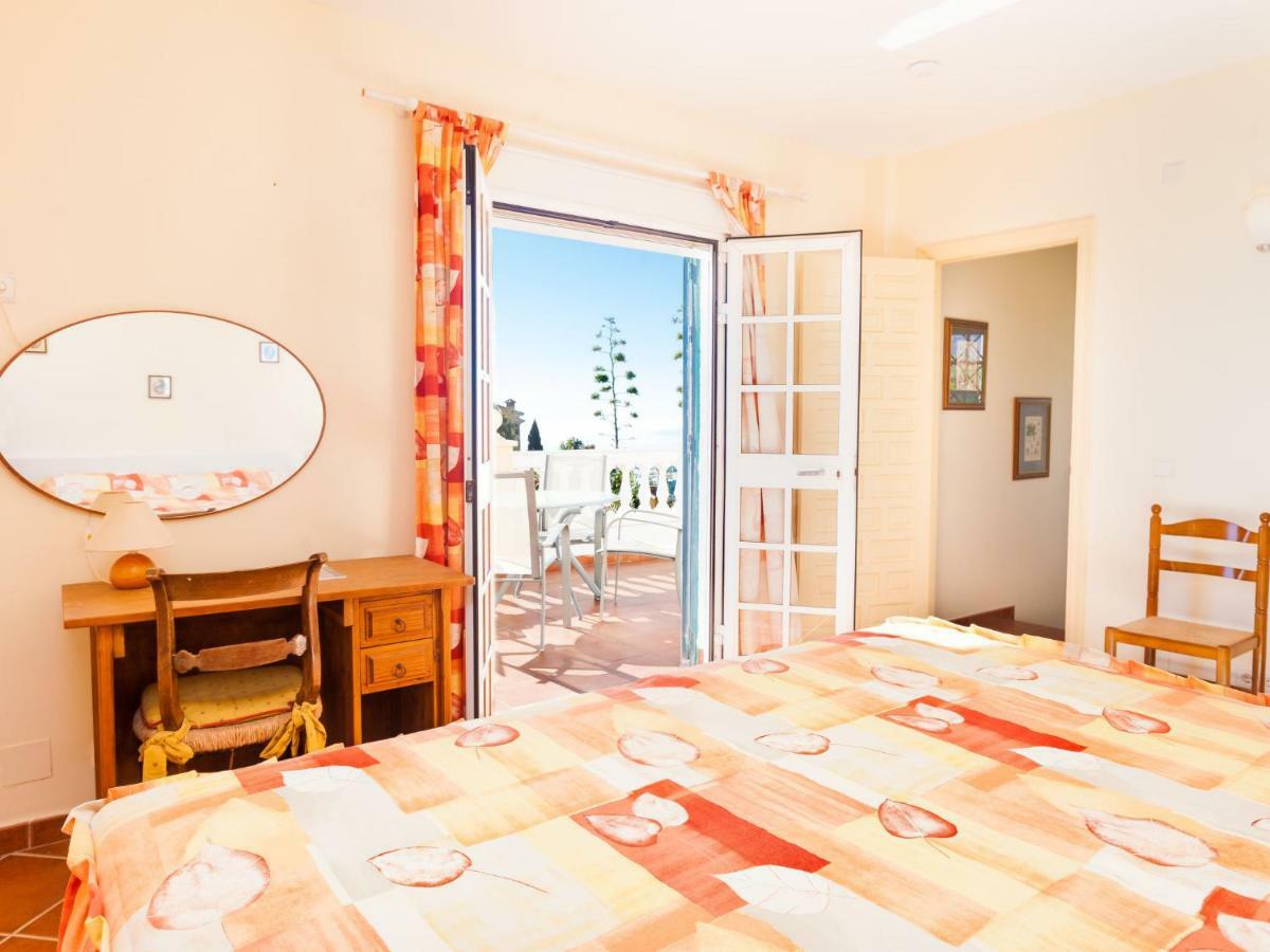 Hébergement de vacances Esmerdo By Interhome