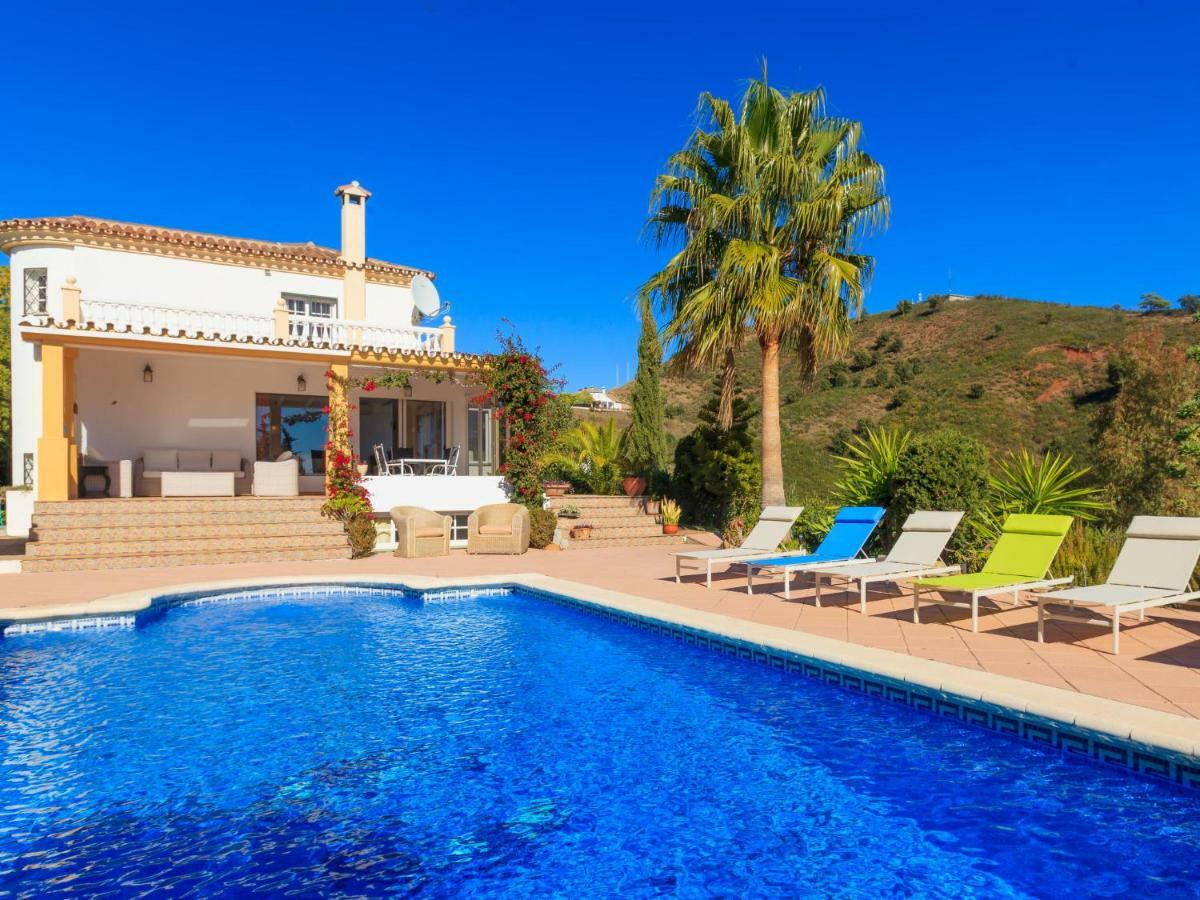 Esmerdo Estepona